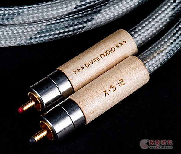 OCC(do)wDivini Audio X-S12Ӎ̖